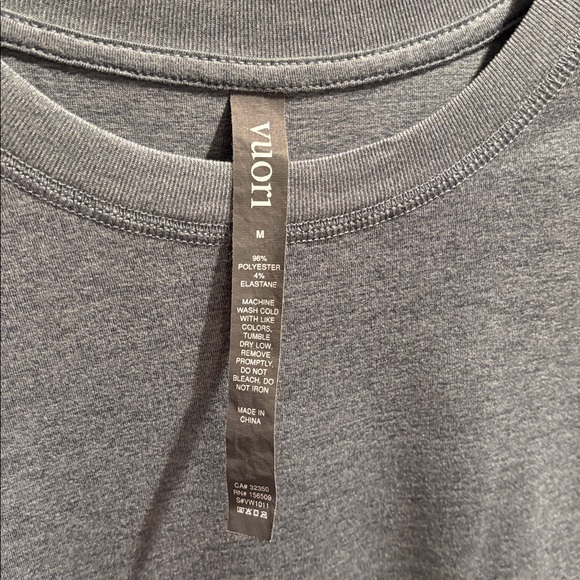 Vuori Crop Tee Like New! Blue - Picture 3 of 3